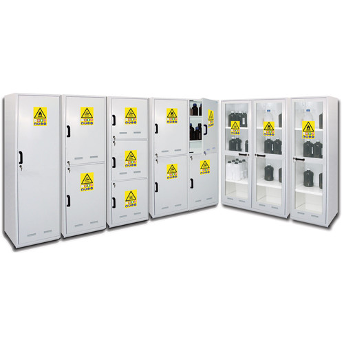 Armoires de sûreté pour produits dangereux et multirisque